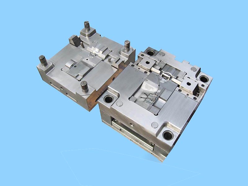 灵山精密塑料模-03